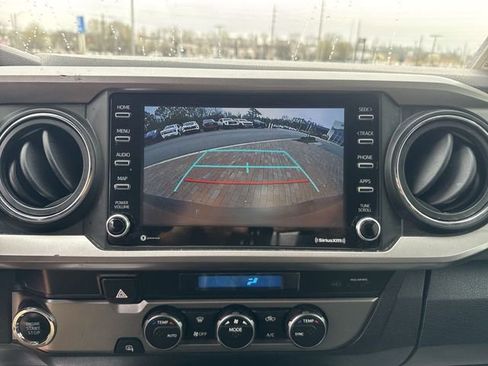 Used 2023 Toyota Tacoma SR5 RWD image 17