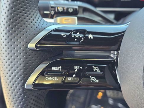 Used 2026 Mercedes-Benz GLC 300 4MATIC image 34