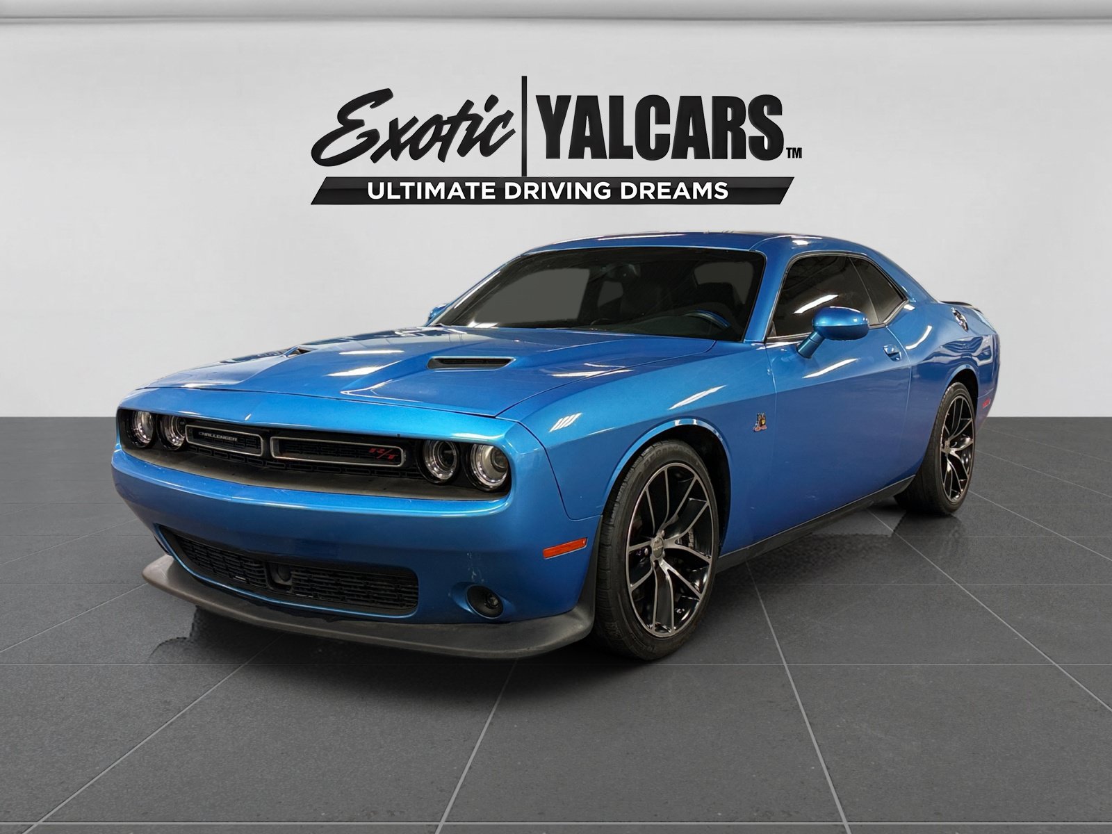 Used 2015 Dodge Challenger R/T Scat Pack w/ Leather Interior Group RWD image 1