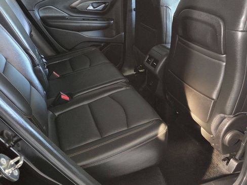 Used 2018 GMC Terrain SLT w/ Preferred Package image 17