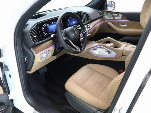 Used 2024 Mercedes-Benz GLE 450e 4MATIC w/ Driver Assistance Package image 20