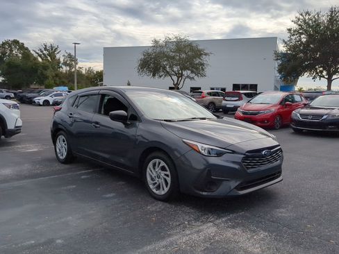 Used 2024 Subaru Impreza 2.0i image 2