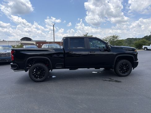 New 2026 Chevrolet Silverado 3500 LT w/ Trail Boss Package AWD/4WD image 4