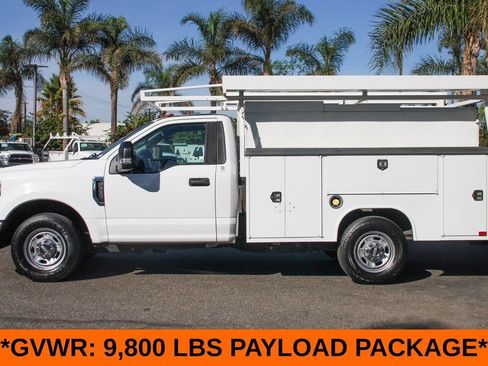 Used 2018 Ford F350 XL w/ Power Equipment Group RWD image 5