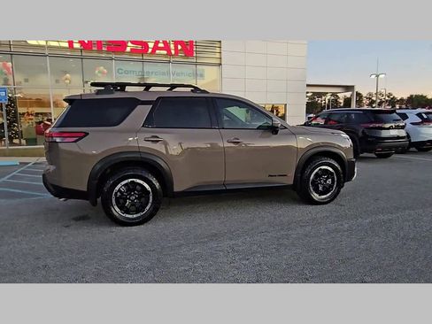 Used 2024 Nissan Pathfinder Rock Creek image 38
