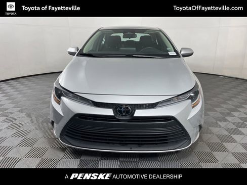 Used 2023 Toyota Corolla LE image 14
