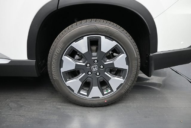 New 2026 Honda Pilot Elite image 16