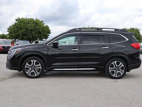 Used 2024 Subaru Ascent Touring AWD/4WD image 8