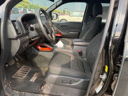 Used 2026 Nissan Frontier PRO-4X w/ Pro-4x Convenience Package AWD/4WD image 2