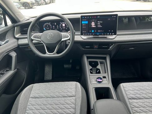 New 2026 Volkswagen Tiguan S FWD image 9