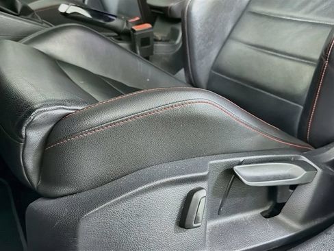 Used 2019 Volkswagen GTI SE w/ SE Experience Package FWD image 19