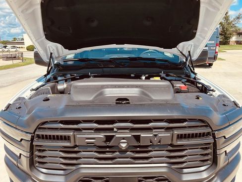 New 2025 RAM 3500 Tradesman image 32