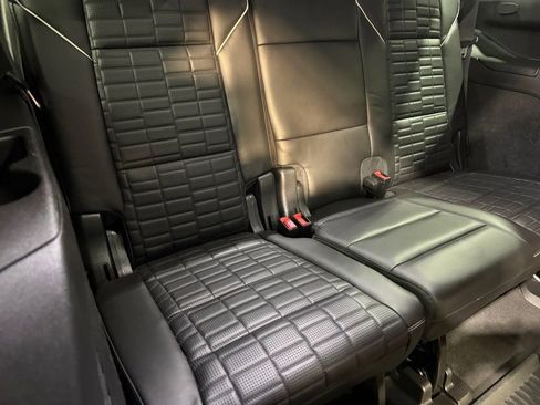 Used 2021 Cadillac Escalade Sport Platinum w/ Heavy-Duty Trailer Package image 19