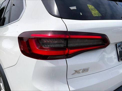 Used 2020 BMW X5 xDrive40i w/ Convenience Package AWD/4WD image 22