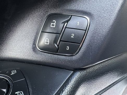 Used 2021 Ford Expedition Limited image 31