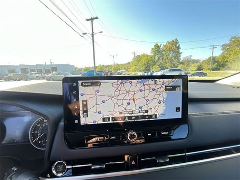 New 2025 Mitsubishi Outlander SE image 18