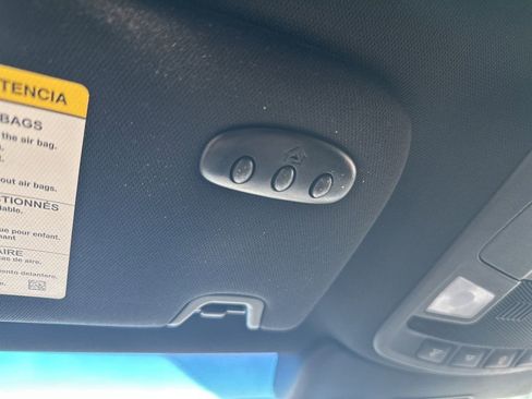 Used 2019 Lincoln Nautilus Select image 27