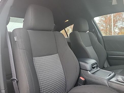 Used 2023 Dodge Charger SXT image 9