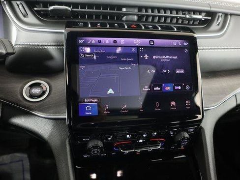 New 2025 Jeep Grand Cherokee Overland image 11