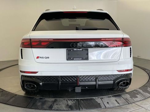 New 2026 Audi RS Q8 performance image 6