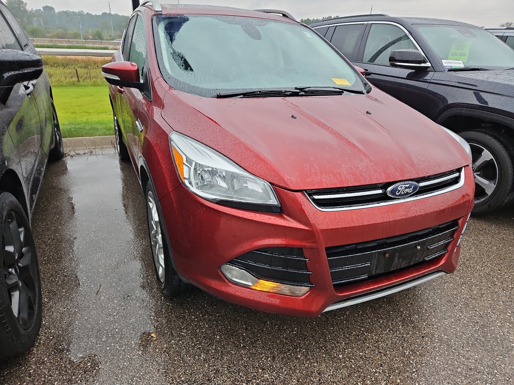 Used 2016 Ford Escape Titanium AWD/4WD image 3