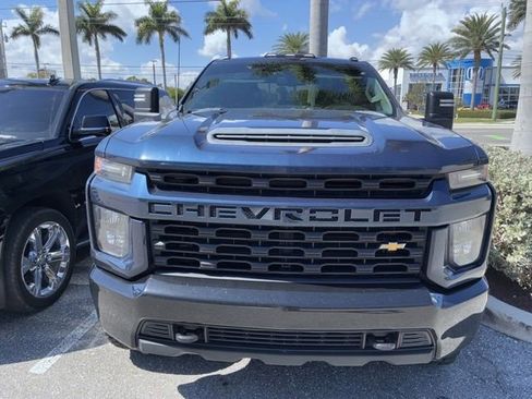 Used 2021 Chevrolet Silverado 2500 Custom w/ Safety Confidence Package image 2