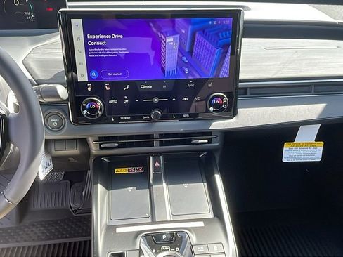 New 2026 Toyota C-HR AWD/4WD image 15