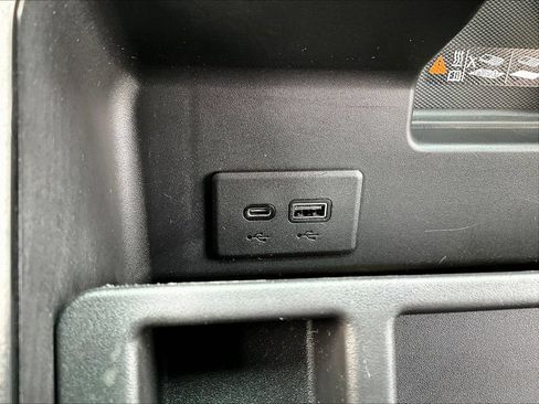 Used 2022 GMC Sierra 1500 AT4 w/ AT4 Premium Package AWD/4WD image 19