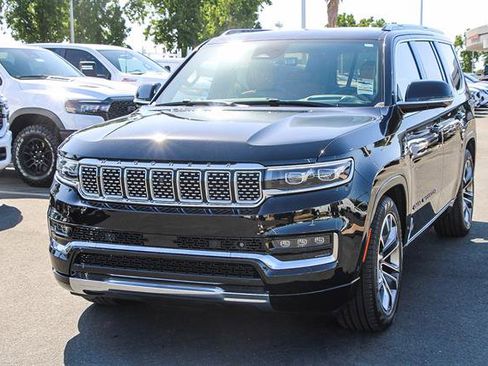 New 2023 Jeep Grand Wagoneer Series III image 7