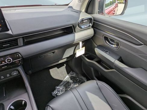 New 2026 Honda Pilot Touring image 15