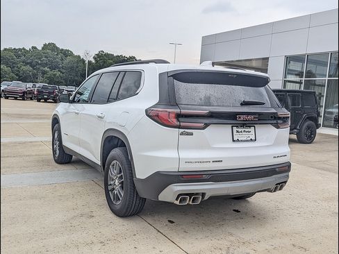 New 2026 GMC Acadia Elevation w/ LPO, Floor Liner Package AWD/4WD image 8