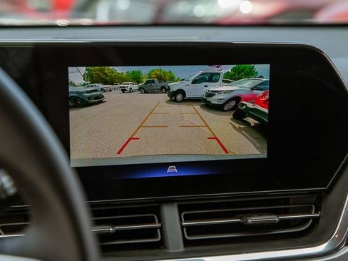Used 2025 Chevrolet Trax ACTIV w/ Driver Confidence Package FWD image 15