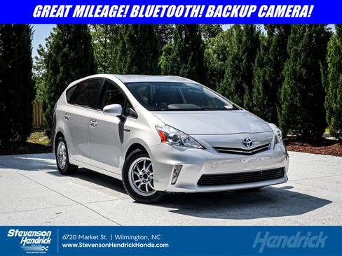 Used 2012 Toyota Prius V Two FWD image 1