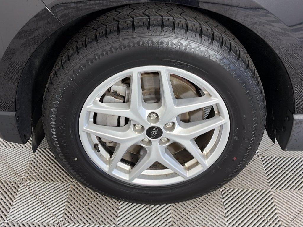Certified 2024 Ford Edge SEL AWD/4WD image 8