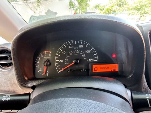 Used 2017 Chevrolet City Express LT image 9