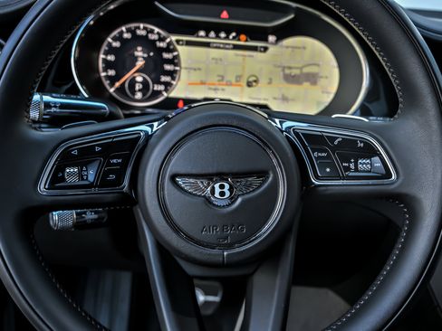 Used 2022 Bentley Continental GT AWD/4WD image 43