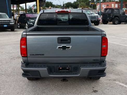 Used 2020 Chevrolet Colorado LT w/ Colorado RST Special Edition RWD image 6