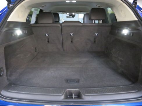 Used 2023 Buick Envision Essence image 8