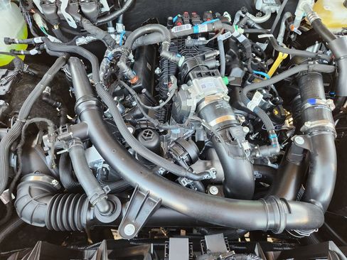 New 2025 Ford Bronco Outer Banks image 19