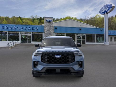 New 2026 Ford Explorer ST-Line image 6
