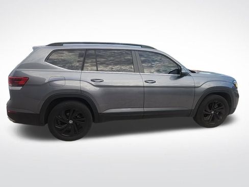 Used 2022 Volkswagen Atlas SE w/ Black Wheel Package image 4
