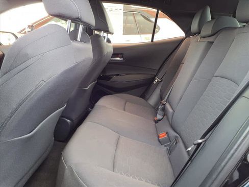 Used 2025 Toyota Corolla SE w/ SE Package image 20