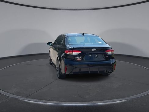 Used 2025 Toyota Corolla SE FWD image 7
