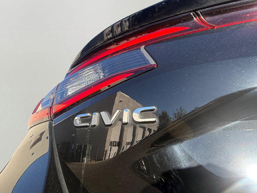 Certified 2022 Honda Civic Sport image 30