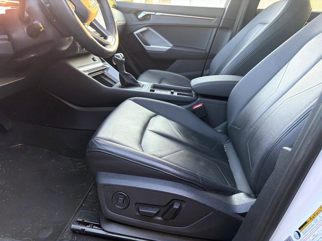 Used 2025 Audi Q3 2.0T Premium AWD/4WD image 10