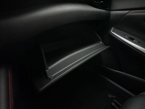 Used 2024 Nissan Sentra SR w/ SR Premium Package FWD image 29