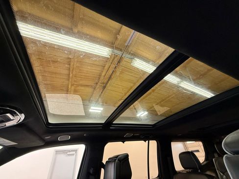 Used 2024 Jeep Grand Wagoneer Series II w/ Quick Order Packagew 28T image 22