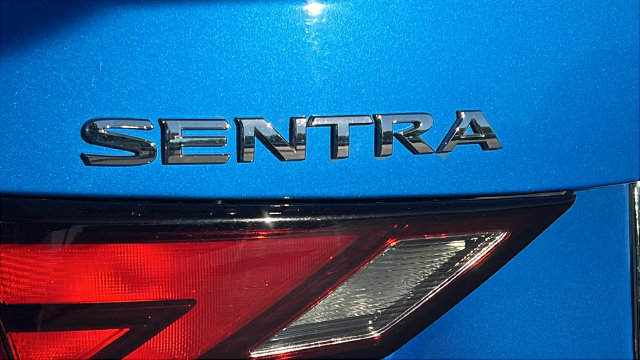 Used 2024 Nissan Sentra SV FWD image 10