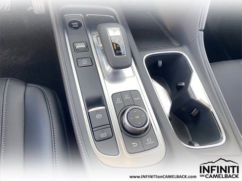 New 2026 INFINITI QX60 Luxe w/ Family Package image 32