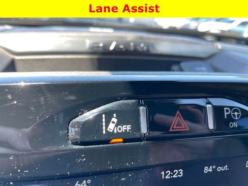 Used 2019 RAM 1500 Limited AWD/4WD image 36